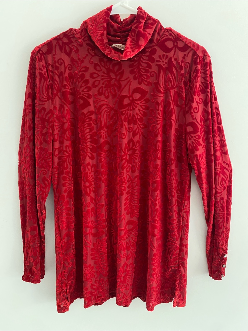 Soft Surroundings Walden Red Velvet Floral Burnout Tunic Top Size LARGE